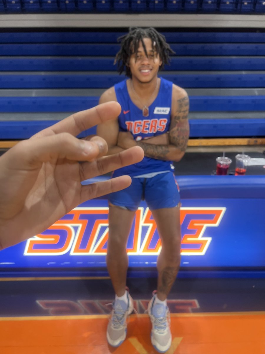 Marius “Spyda” Ellis🕷 tweet media