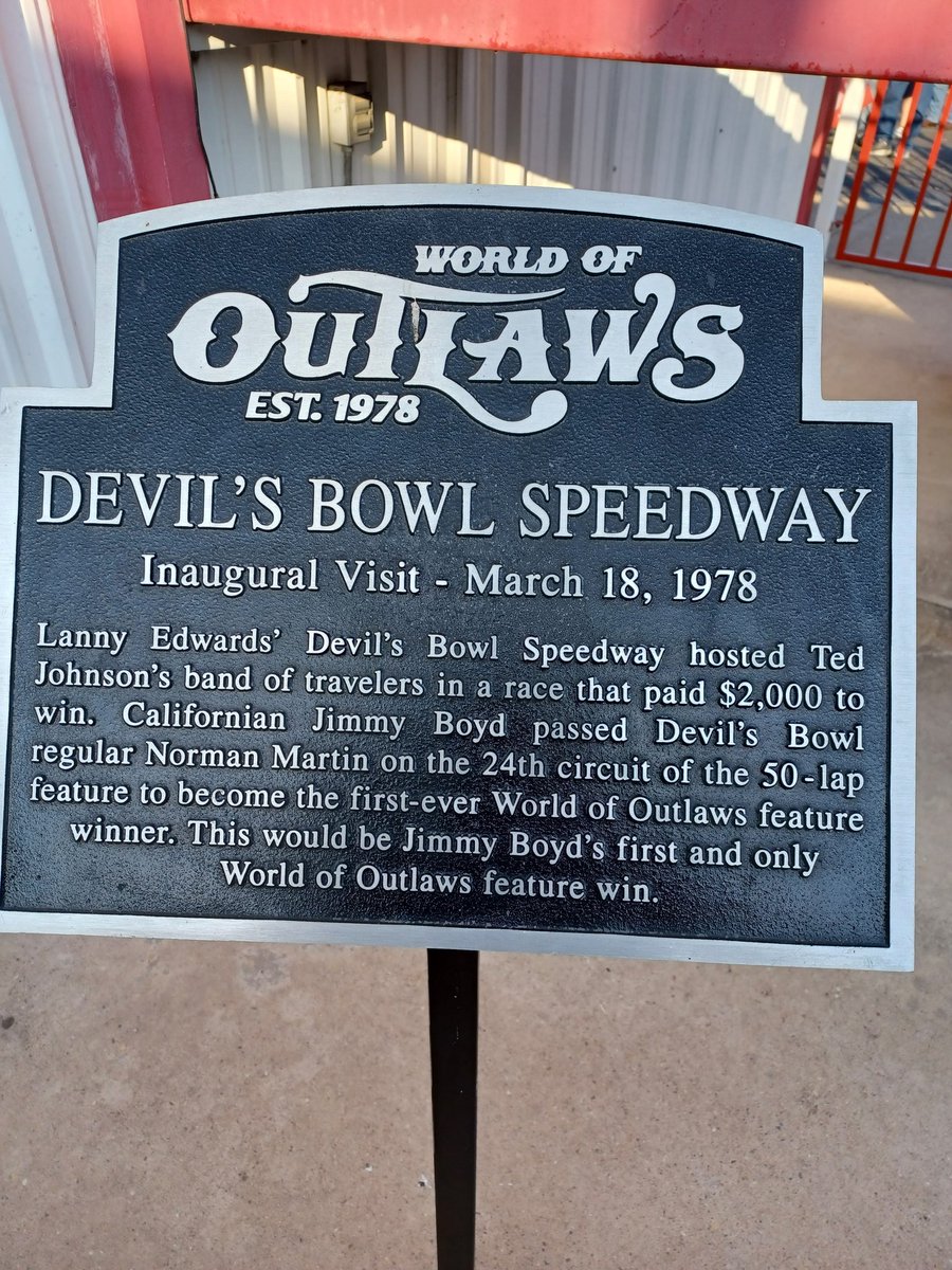 ChrisKot1970's tweet photo. Sad to see this one go! Was really glad to get there though with @alexkot02 #DevilsBowl 😎🤘🤘🤘🏁 https://t.co/IItG3BgYPC
