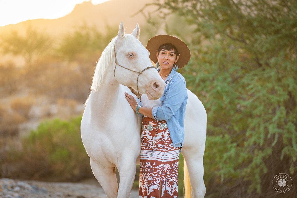 TruluckPhoto's tweet photo. Horse and Rider Connection sessions - celebrating the love between equestrians and their four-legged best friends.  

@diamondchorsemanship
@tpcreationsphotography https://t.co/9TMSPP5GuT