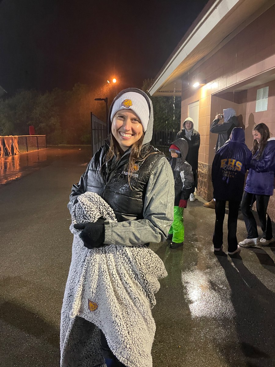 Thanks to all the fans, friends, staff and families who supported our student athletes at last night’s football game <a href="/IkeLions/">New Berlin Eisenhower Lions</a>   <a href="/SDNBSchools/">SDNB Schools</a>