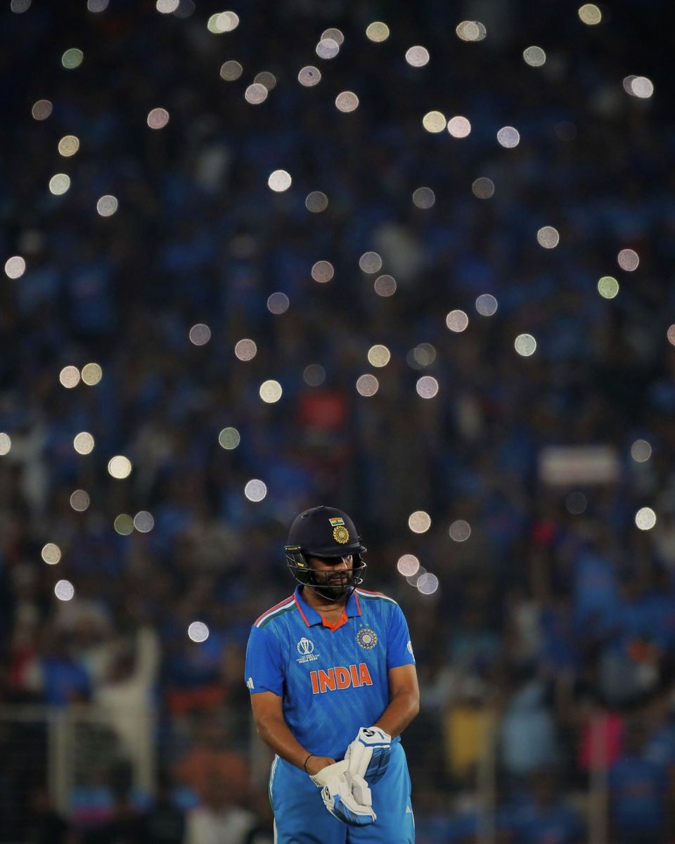 mipaltan's tweet photo. 𝗦𝗛𝗜𝗡𝗜𝗡𝗚 𝗟𝗜𝗞𝗘 𝗔 𝗗𝗜𝗔𝗠💎𝗡𝗗

#OneFamily #INDvPAK #CWC23 @ImRo45 https://t.co/XuzcTODaqf