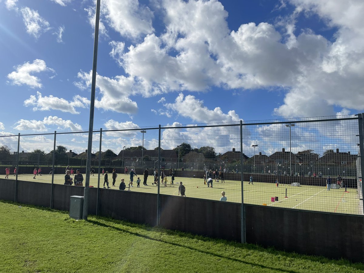 DMoodySport's tweet photo. Thanks to all the community sports clubs and charities for supporting the Healthy Body-Healthy Mind event today. People are incredibly generous with their time! @Active_Dorset @ChristchurchRfc @MiniHandball @SGO_Bournemouth @AtorroSportsLtd @FuZe8DanceCo @LWDorset @DorsetCricket https://t.co/juM3N010Lv