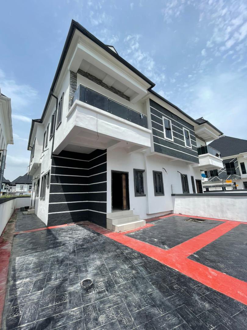 DanadelV's tweet photo. 4BEDROOM SEMI DETACHED DUPLEX FOR SALE 
Amenities: 
- [ ] Fitted Kitchen with accessories 
- [ ] Modern Day POP Ceiling 
- [ ] Detailed finishing 
- [ ] Wardrobes 
- [ ] Water heater
- [ ] Heat extractor 
- [ ] BQ 

Location:ORCHID LEKKI 🇳🇬
📌Price:80M ASKING https://t.co/9Mzn372U8z