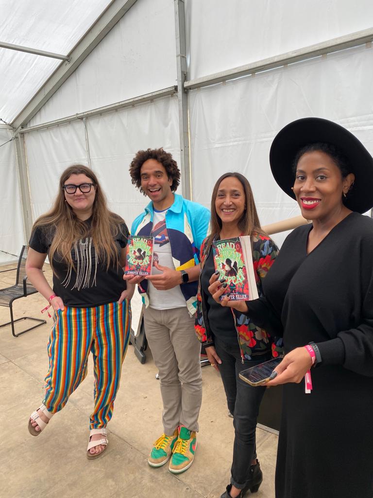 FarshoreBooks's tweet photo. The brilliant @sharnajackson, @BooksandChokers, @jasinbath and @JosephACoelho spooked and thrilled a captive audience at @cheltfestivals this afternoon - even creating a terrifying story that was enough to send shivers down everyone's spines! #ReadScreamRepeat https://t.co/KK0mxOD1vu