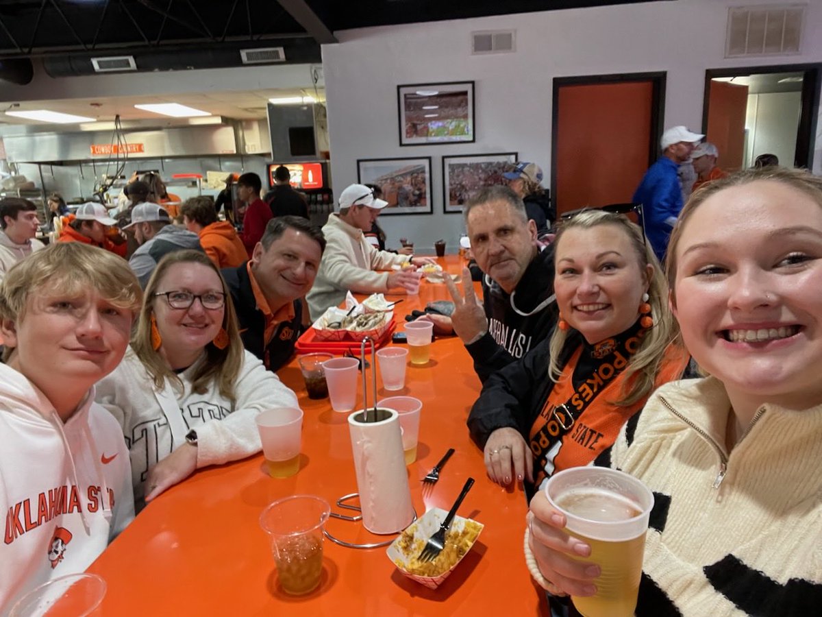 ktcollins's tweet photo. #GoPokes https://t.co/Zx57t3PvhT