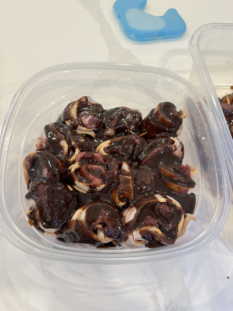 Cummer23's tweet image. Geese from the field to the table. Bacon wrapped Honey/Garlic goose medallions and Strawberry/Mango chutney goose skewers. It’s going to be our dinner at the deer camp, Heading there for a Bow Hunt this weekend . #Hunting #EatWhatYouHunt