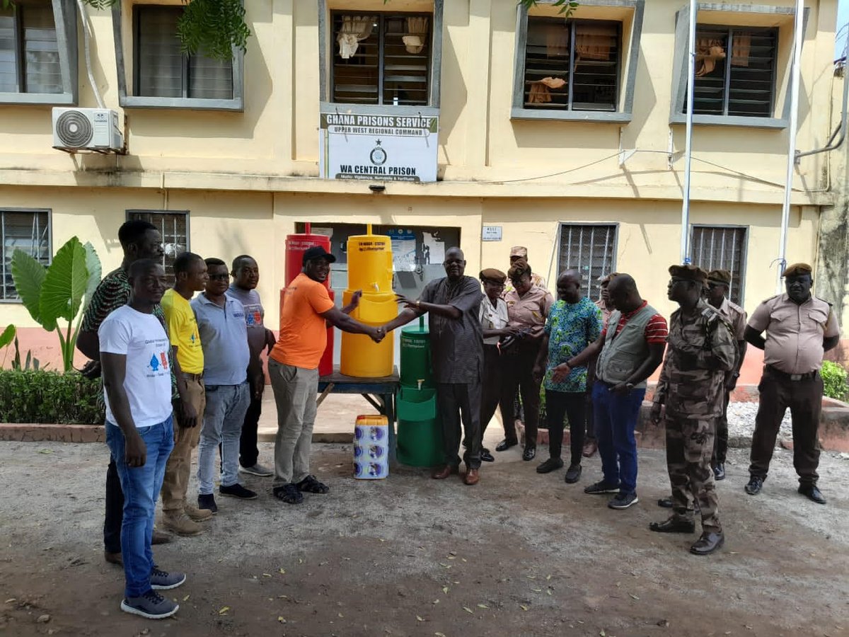 GCommunitiesGH's tweet photo. Proud to support #GlobalHandwashingDay!Today, we donated handwashing stations to Wa Central Prisons, ensuring proper hygiene for inmates and staff. Martin Sumbo, our Regional Coordinator, emphasized the importance of hand hygiene for all @HandwashingSoap #CleanHandsAreWithinReach https://t.co/Gp9sM662gB