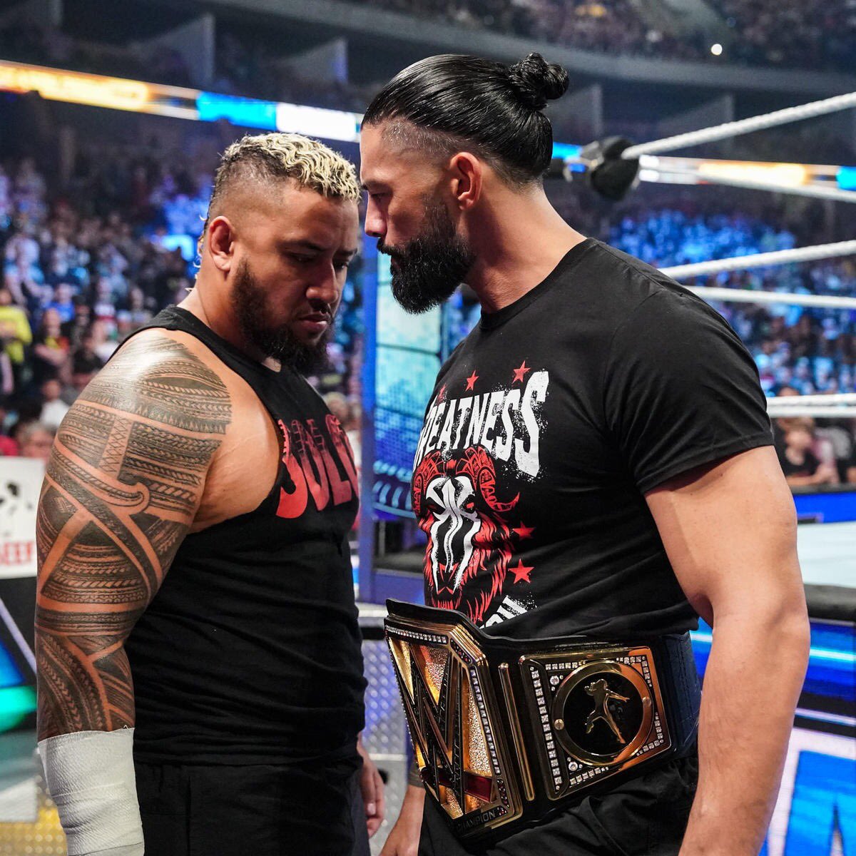 RomanBestPhoto2's tweet photo. The Tribal Chief The GOAT #RomanReigns return to #Smackdown photos via https://t.co/p30W255IT2 https://t.co/iFNLRarQYB