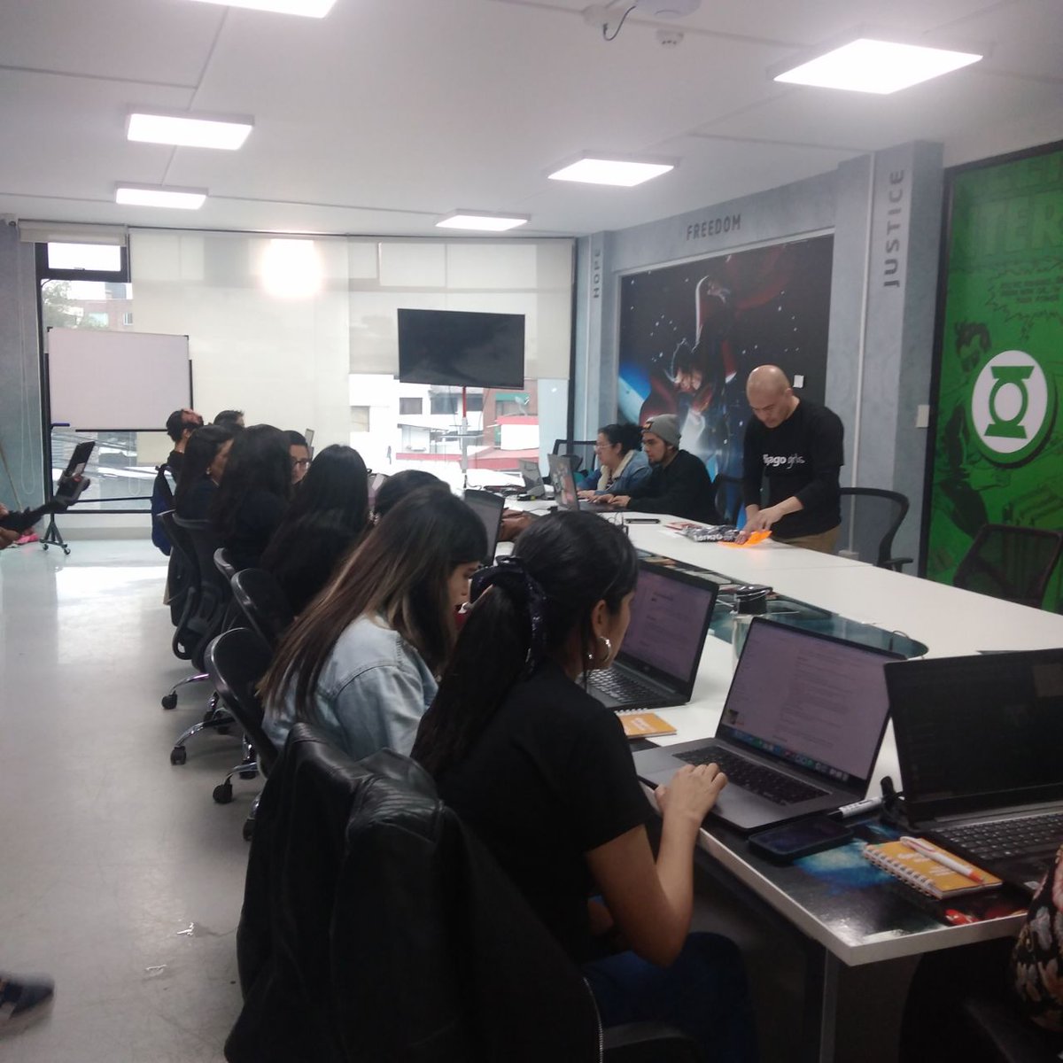 Django Girls Ecuador tweet media