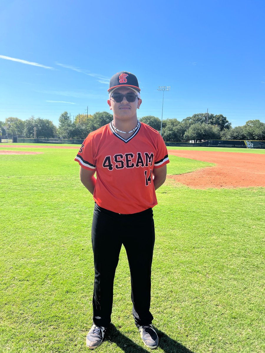 FiveToolTexas's tweet photo. F: 4Seam Academy Manny 5, Trosky Texas 2024 Mathis 1
PoG: Ramiro Encinia 6 IP, 12K, 0R, H https://t.co/hJ7eEEaDyX