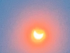RRISD_TheBarrow's tweet photo. #Eclipse watching! https://t.co/t819NSczTj