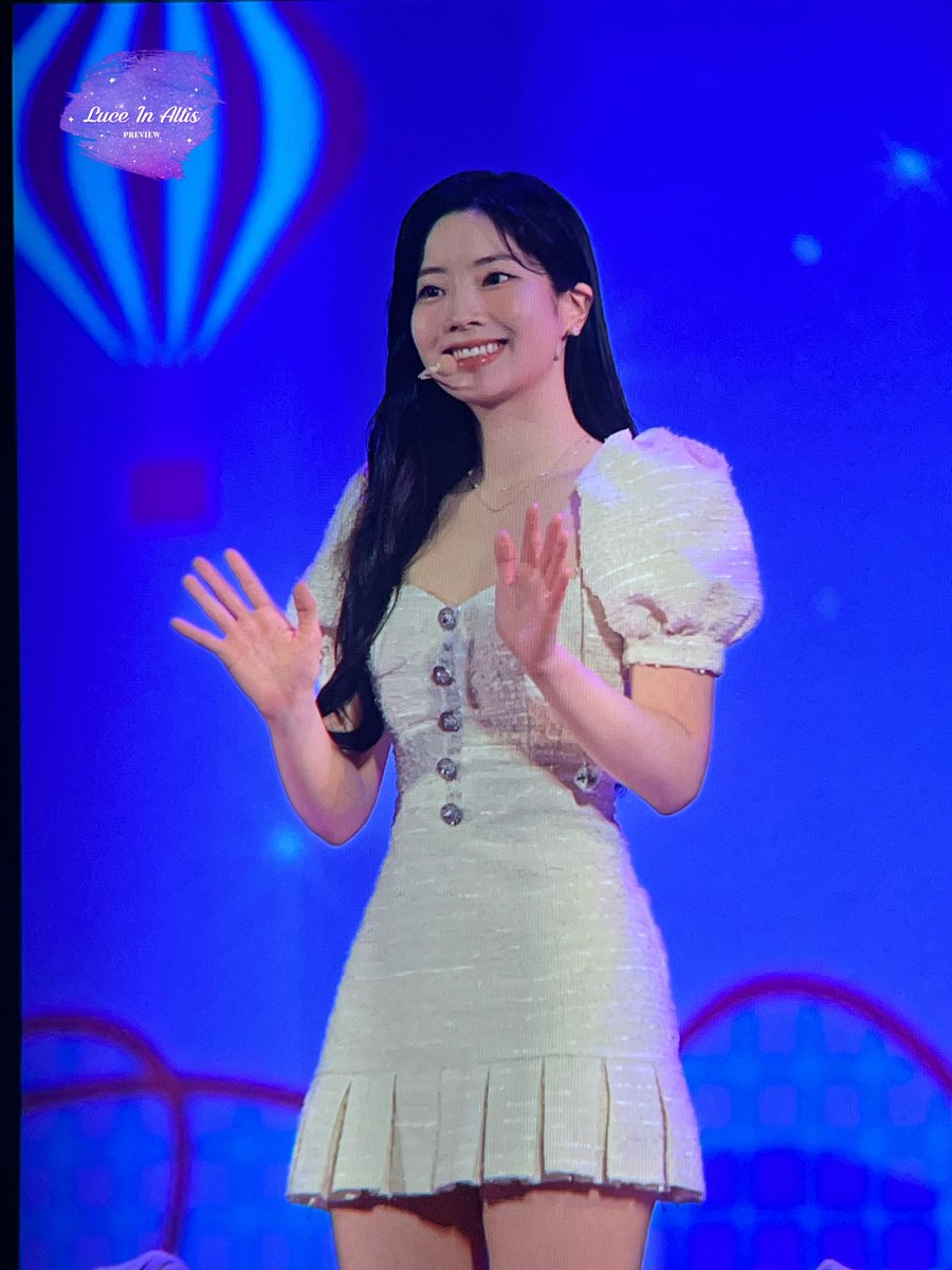 DoooooooVJ's tweet photo. 231014 롯데월드 올나잇파티
다현 프리뷰
#트와이스 #TWICE #다현 #DAHYUN #ダヒョン https://t.co/5yscO6ndbw