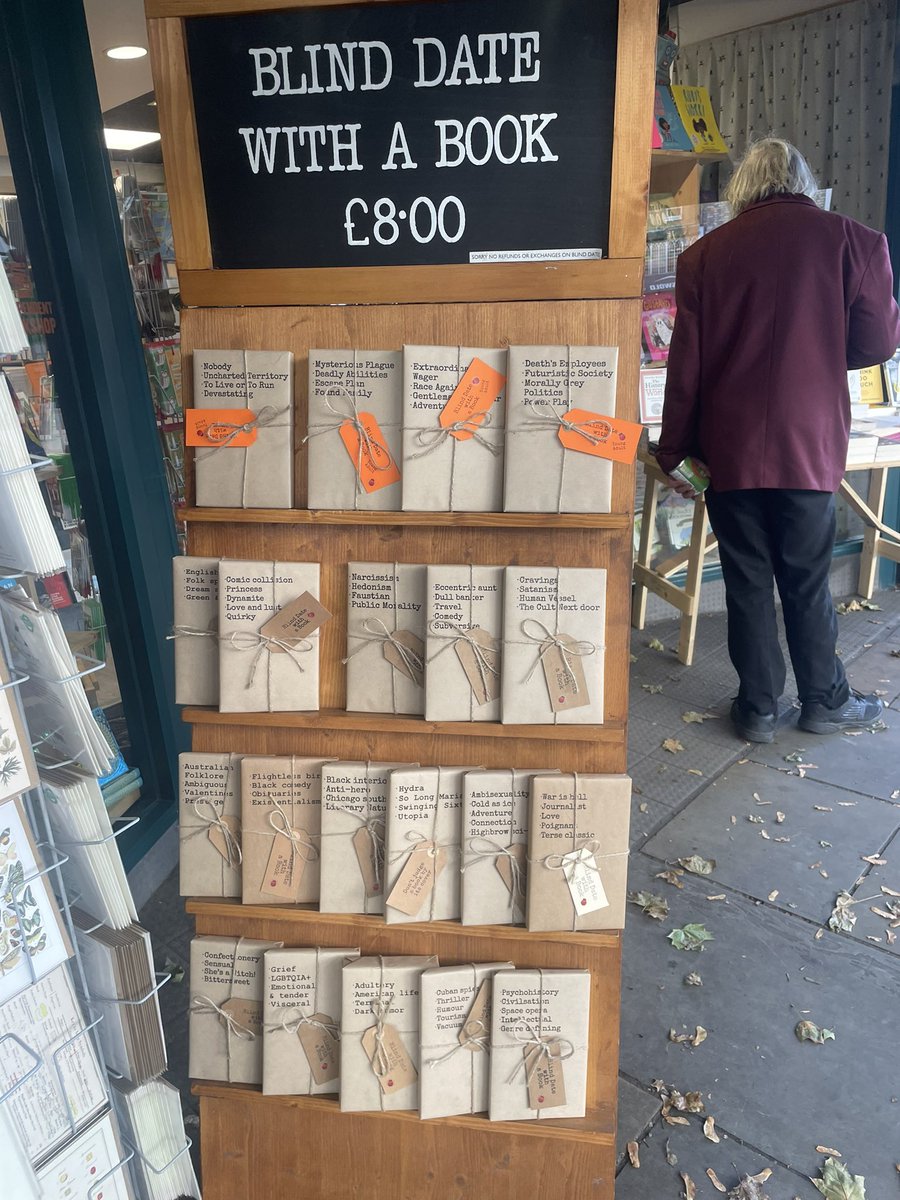 anson_kari's tweet photo. @NickCorston @chrisdysonHT @ST3AMCo @HENLEYDARREN @ace_thenorth @LivLighthouse @DeadInkBooks @NortonPriory @CultureLPool @DrJohnAPatters1 @mikestubbs @MartynCollins_ @teknoteacher @grahamandre @LucasLearn @MoragMyerscough @bhhjunior @svpliverpool @SamRyderMusic @_Reading_Rocks_ @MichaelRosenYes @RachelOrr @julie_cass1 @BillingReeves @Lucydotart I saw this today. I love the idea. Tempted by so many. https://t.co/tIrcBOBxzs