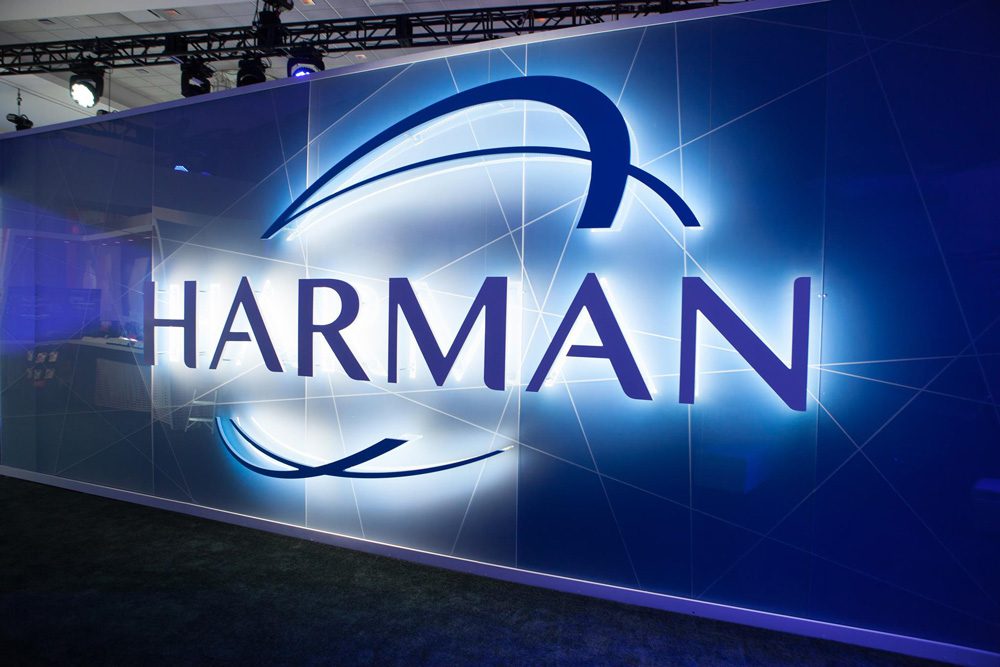 MultiplatformAI's tweet photo. Harman Unveils Cutting-Edge Generative AI Solution for Healthcare Enterprises

#AI #artificialintelligence #clinicalinsights #datagenerationcapabilities #drugdiscovery #endtoendfinetuning #generativeAIsolution #Harman #Healthcare #healthcareenterprises

https://t.co/Y5mtp6GelN https://t.co/VGLQUzukqm