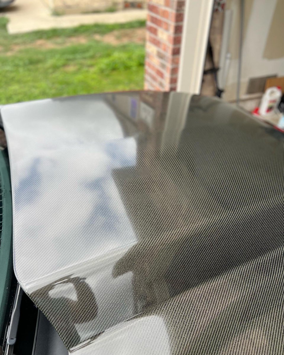 Polish done on this carbon hood to bring its shine back to life.✨
-
Dm, Text, or Call to get a quote on your vehicle! 📞: (210)-449-0696.