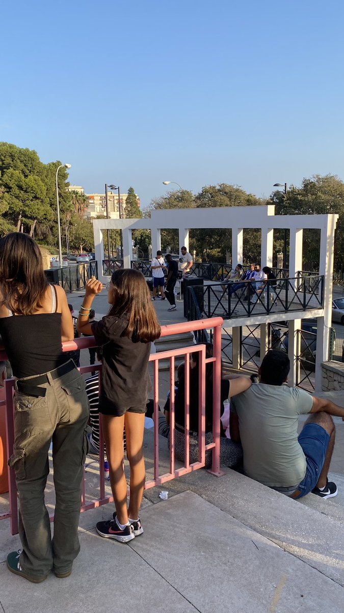 Mjolner_eSports's tweet photo. La batalla de #Freestyle 🎤 alcanza su ecuador. La @redbullbatalla de gallos que se acerca a su desenlace 🐓 en este #GameBeat de #Benalmadena 2023 https://t.co/IbhAc6b4x5