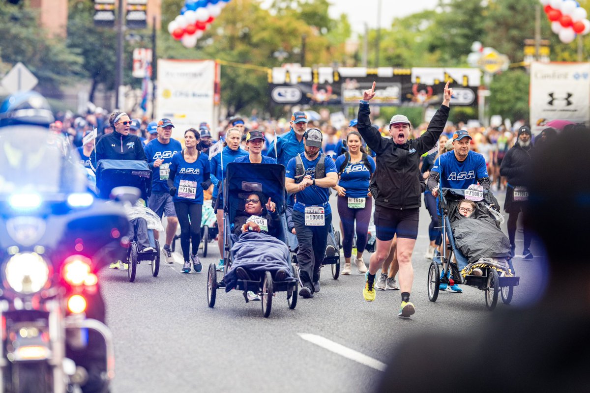 BaltimorePolice's tweet photo. The #BPD wants to ensure the safety and enjoyment of everyone attending the Baltimore Running Marathon. Together, we can make this festival a safe and enjoyable experience for everyone. Have a great run! #BaltimoreRunningFestival #SafetyFirst #RunBaltimore https://t.co/mkuBo4J2Zz