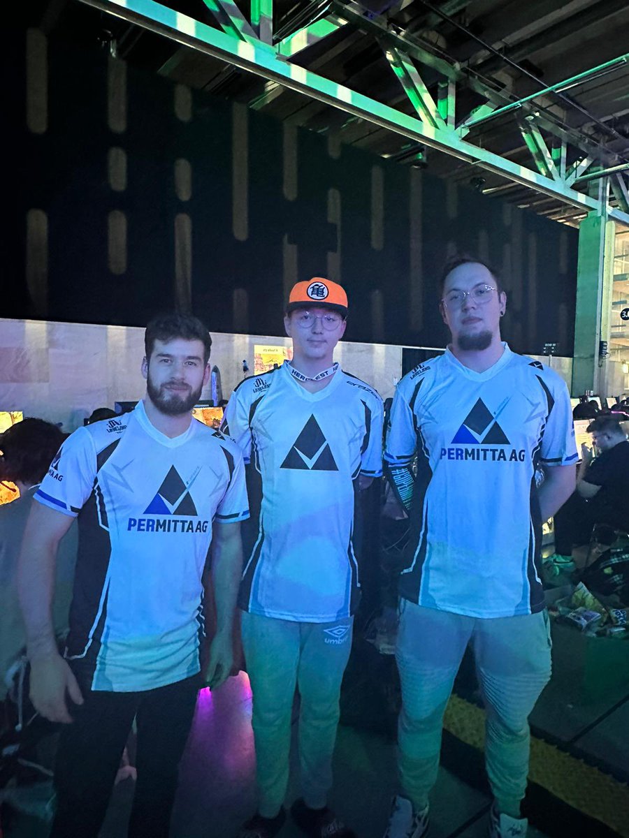 Permittaesports's tweet photo. A shoutout to our incredible Rocket League squad who joined us at @switzerlanCH ! 🙌

Your dedication, teamwork, and passion made this event unforgettable. 

@SpdyPtc @52slm52 
Thanks for representing us with such enthusiasm and skill and a massive thanks to XRufusX6 for stepping in as a stand-in!

#GOPERMITTA
————————————————
 #Esports #RocketLeague #SwitzerLAN"