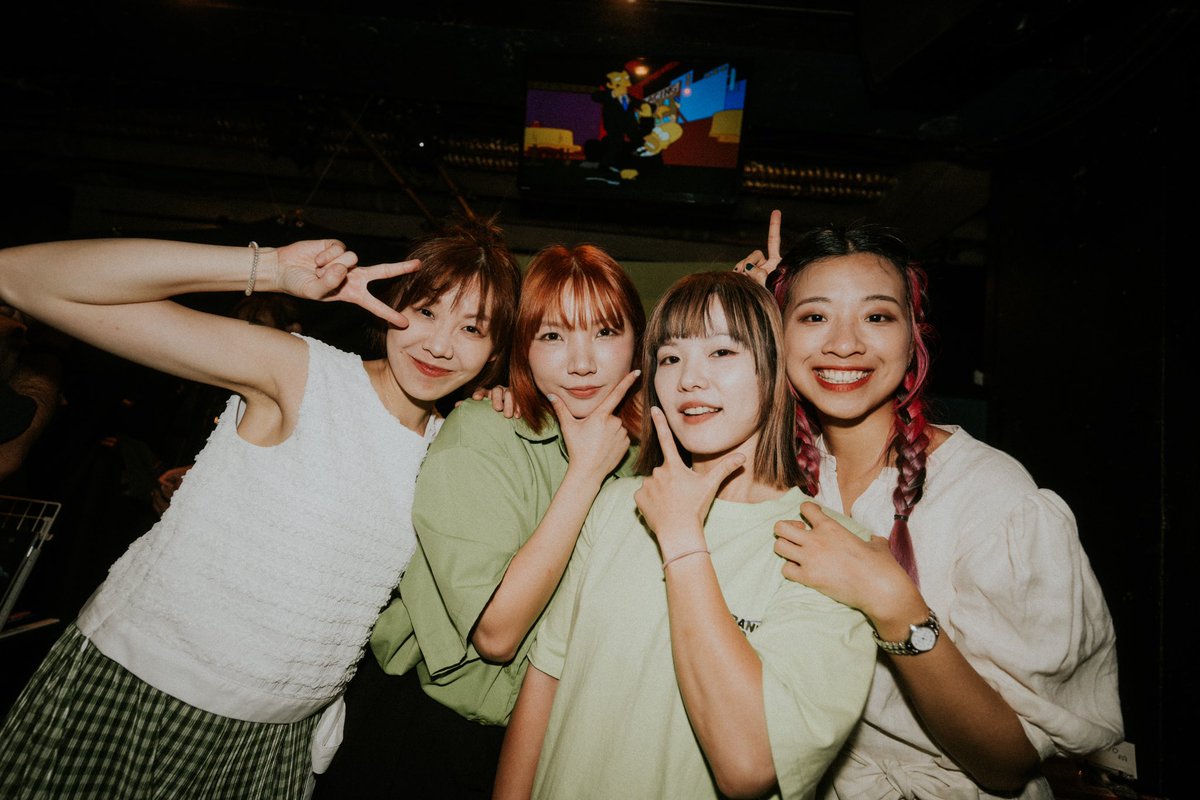 迪斯愛 JP tour 最後一站！
✨橫濱 7th Avenue ✨

這幾天忙碌的時間過的特別快～感謝一路以來所有人的幫助，還有謝謝日本滿滿的熱情❤️

希望可以帶著這份感恩的心繼續前進！

(((o(*ﾟ▽ﾟ*)o)))♡

📷 <a href="/photomo426/">とも@姿麗人カメラ部</a>