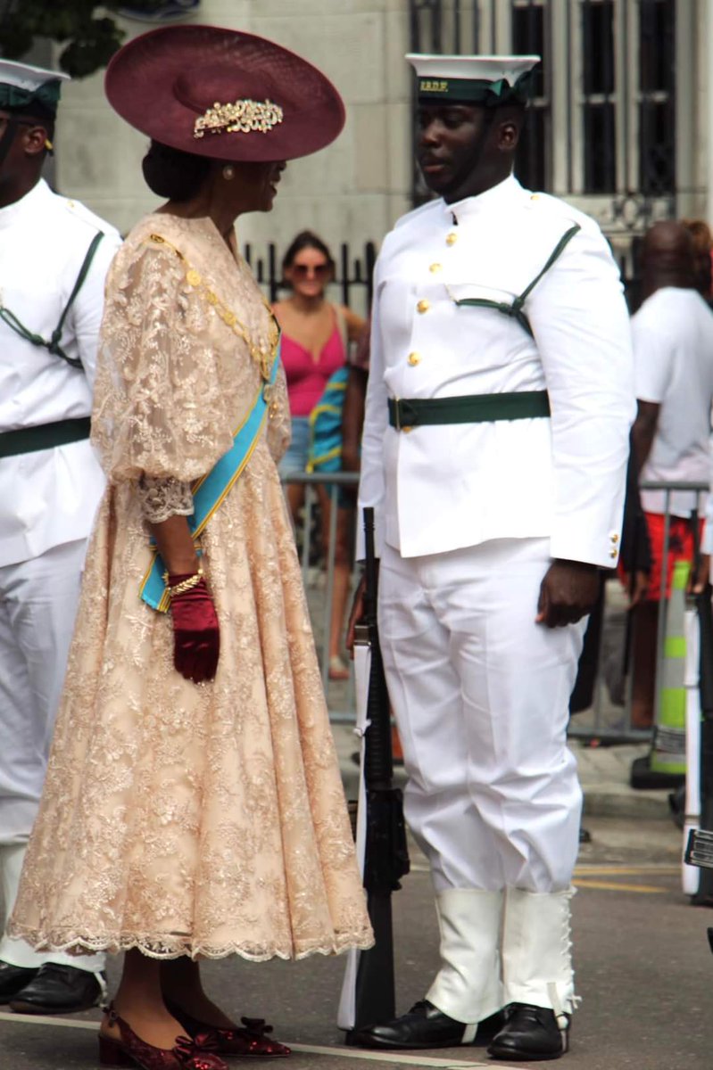 📷INTERNATIONAL NEWS Parliament's opening ceremony in Nassau with Excellency the most honorable Cynthia Mother Pratt Governor General of the Bahamas. #blackexellence #blackqueen #bahamas #historical #politics #nationalpride #InternationalNews #inspiration #rolemodel #Trailblazer