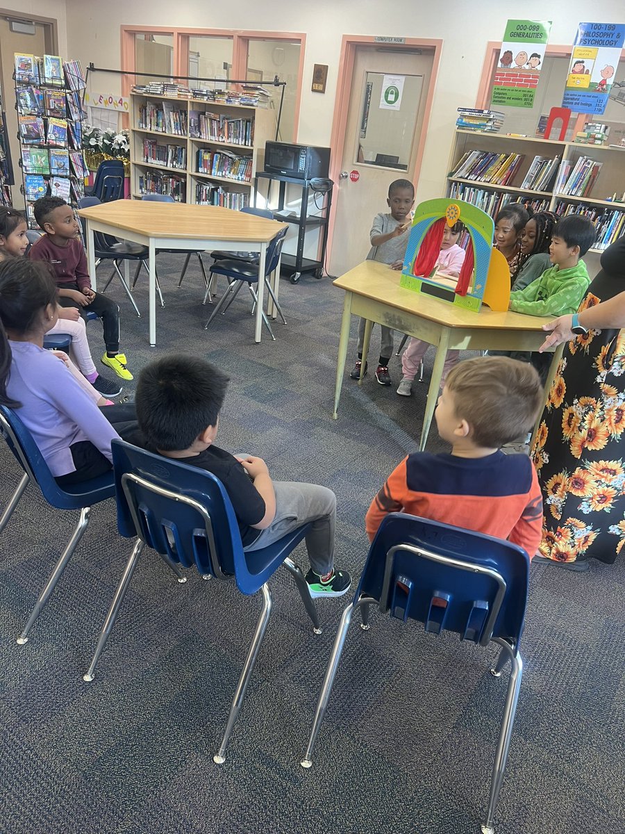 stkateri_ccsd's tweet image. Miss. Coelho’s Grade 1’s had SO much fun in Library last week! Learning all about how to make stories through the use of puppets &amp;amp; our voices 🎭 #puppetshows #creatingstories
