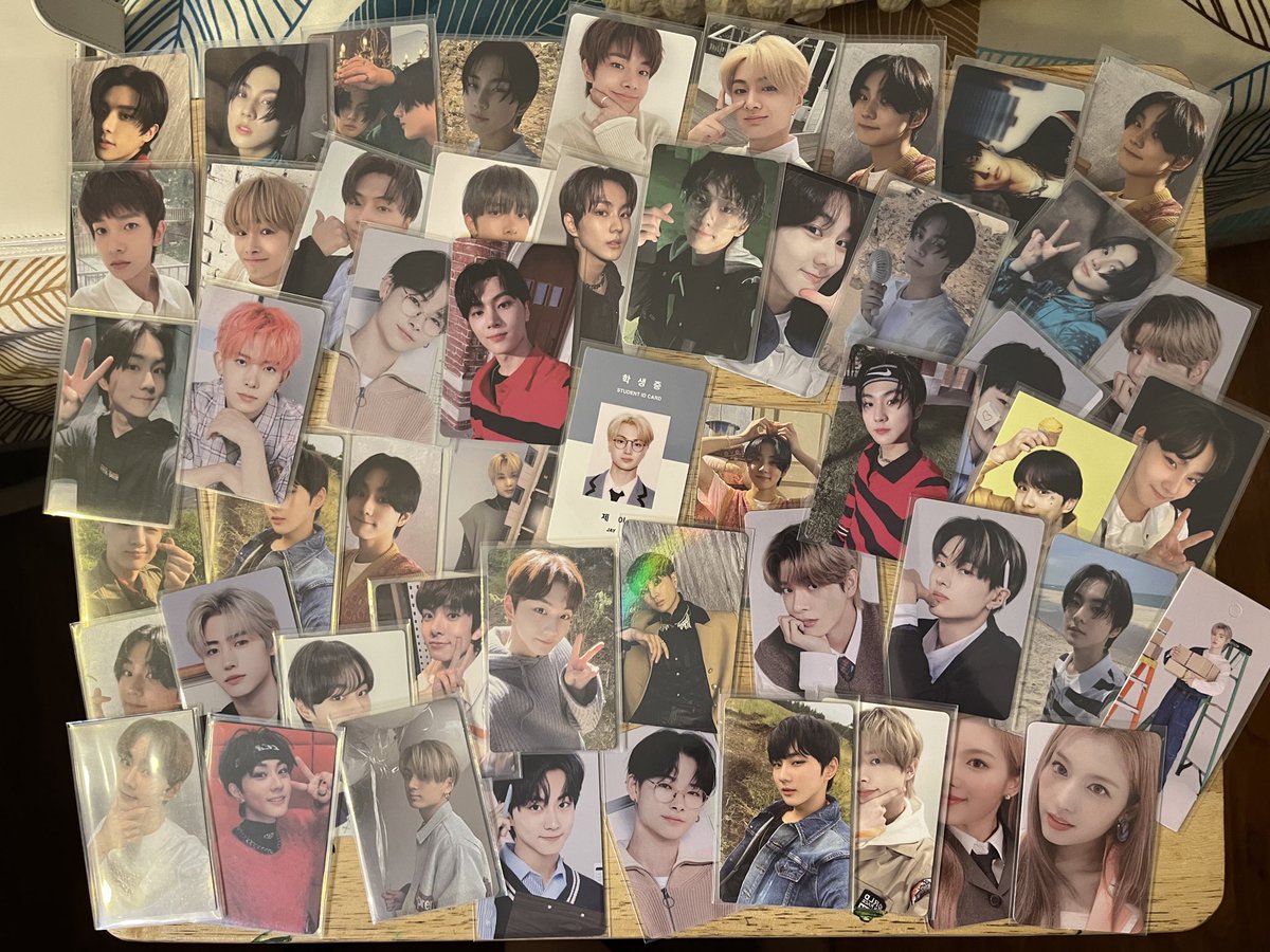 yangnim's tweet photo. wts lfb ph quitting sale
› ENHYPEN/TWICE PHOTOCARDS 

𖥻 jungwon jay balloon ld lucky draw  pc pcs won sunghoon ni-ki jake heeseung gguggu memories sg id season’s greetings teddywon unsealed album sana fol 양도 포카 포토카드 정원 희승 선우 제이 제이크 니키 성훈 엔하이픈 https://t.co/MJrm8yfP5l