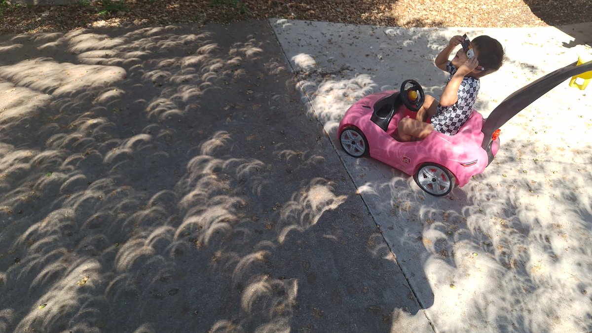 Look at these cool eclipse shadows around my nephew in Austin! #eclipse