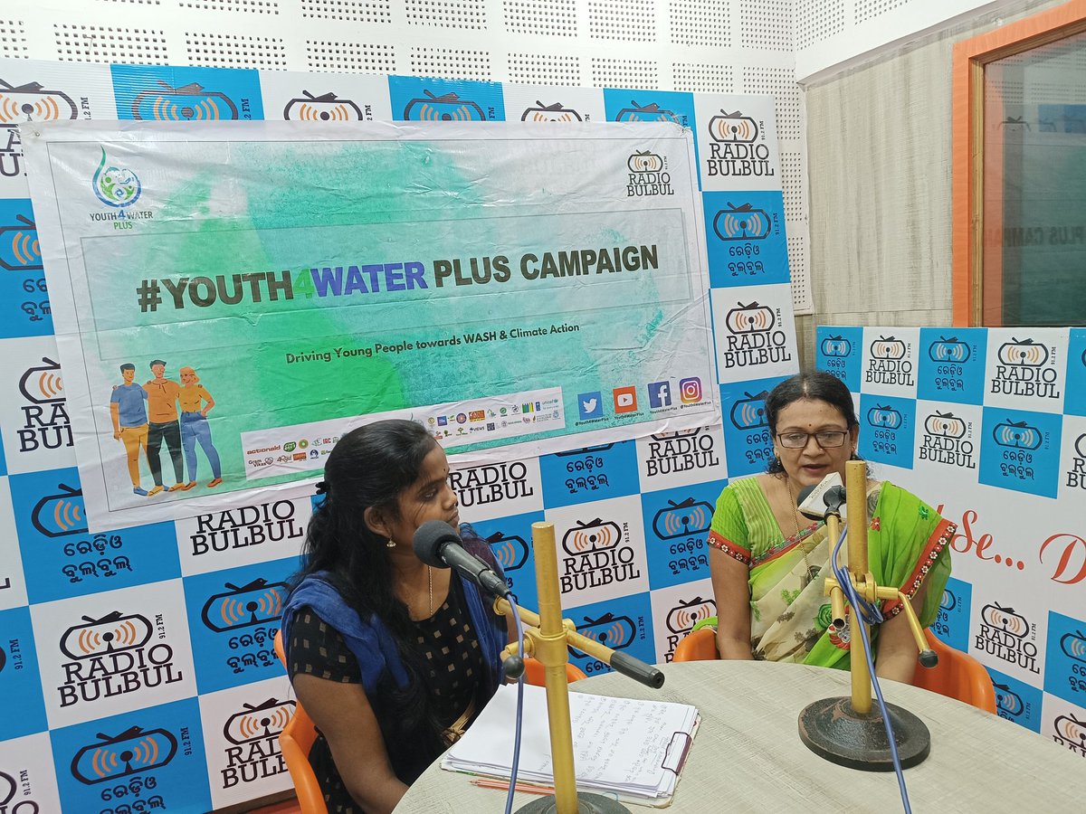 RadioBulbul's tweet photo. Today #RadioBulBul had a fruitful panel discussion on #GlobalHandwashingDay with govt teachers at Studio. Share her personal views and interaction with students regarding Hand Wash @Youth4WaterPlus @forcengo @UNICEFIndia @niyazlive @manishrathor90 @MIB_India https://t.co/1RwLLQYU3z