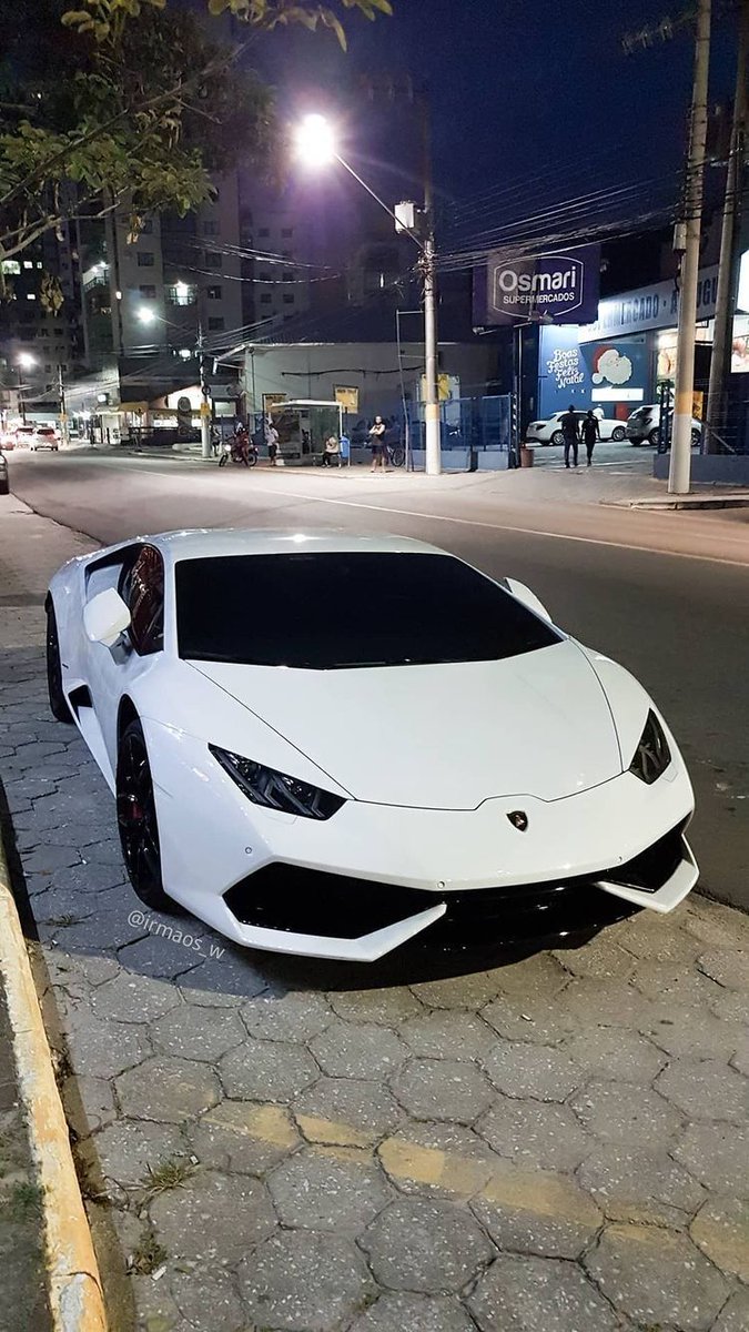 Auto_Porn's tweet photo. lowkey perfect https://t.co/MeLcT01xfX