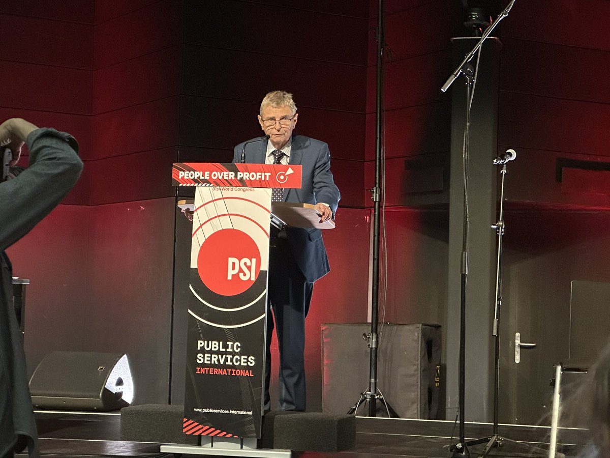 Great opening to #PSIcongress2023 great speech from @unisontheunion  ‘s own former GS Dave Prentis in his last congress as President of PSI @PSIglobalunion