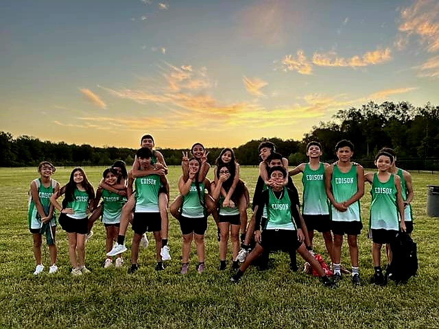 Edison MS Ranger Athletics (@edisonms_sports) on Twitter photo Congratulations to the Edison MS Cross Country team! <a href="/edison_school/">Edison Middle School</a> <a href="/MrGuzmanHISD/">Johnatan Guzman</a>
District 4
8th Grade Girls
1st - Team
1st- Teresa Sierra Rodriguez
2nd - Samantha Martinez
3rd - Pamela Delgado
8th Grade Boys
1st - Team
1st -Elijah Rogriguez
2nd - Sergio Gudino Congratulations to the Edison MS Cross Country team! <a href="/edison_school/">Edison Middle School</a> <a href="/MrGuzmanHISD/">Johnatan Guzman</a>
District 4
8th Grade Girls
1st - Team
1st- Teresa Sierra Rodriguez
2nd - Samantha Martinez
3rd - Pamela Delgado
8th Grade Boys
1st - Team
1st -Elijah Rogriguez
2nd - Sergio Gudino