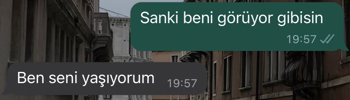 Tüm benliğiyle, ayrıntısıyla, acısıyla, tatlısıyla, gülüşüyle, ağlayışıyla “birlikte” olmak çok kıymetli. Böyle insanlara sahip olduğum icin şükürler olsun, çok mutluyum.