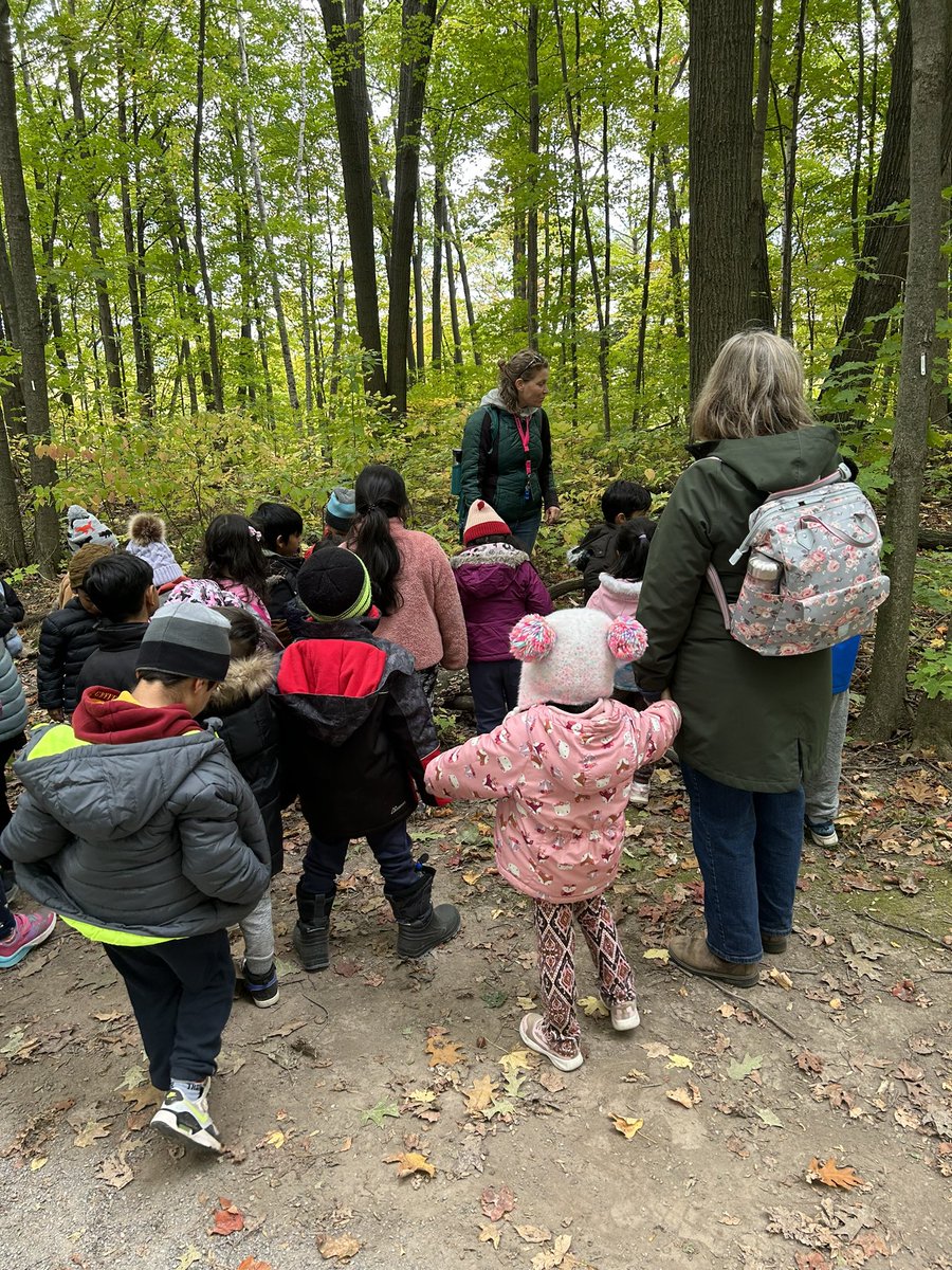 With everything going on in the world right now, getting outside with these kids and their wonderful educators was truly something special. <a href="/RSP_HDSB/">Rattlesnake Point Public School</a> <a href="/HaltonDSB/">HDSB</a>