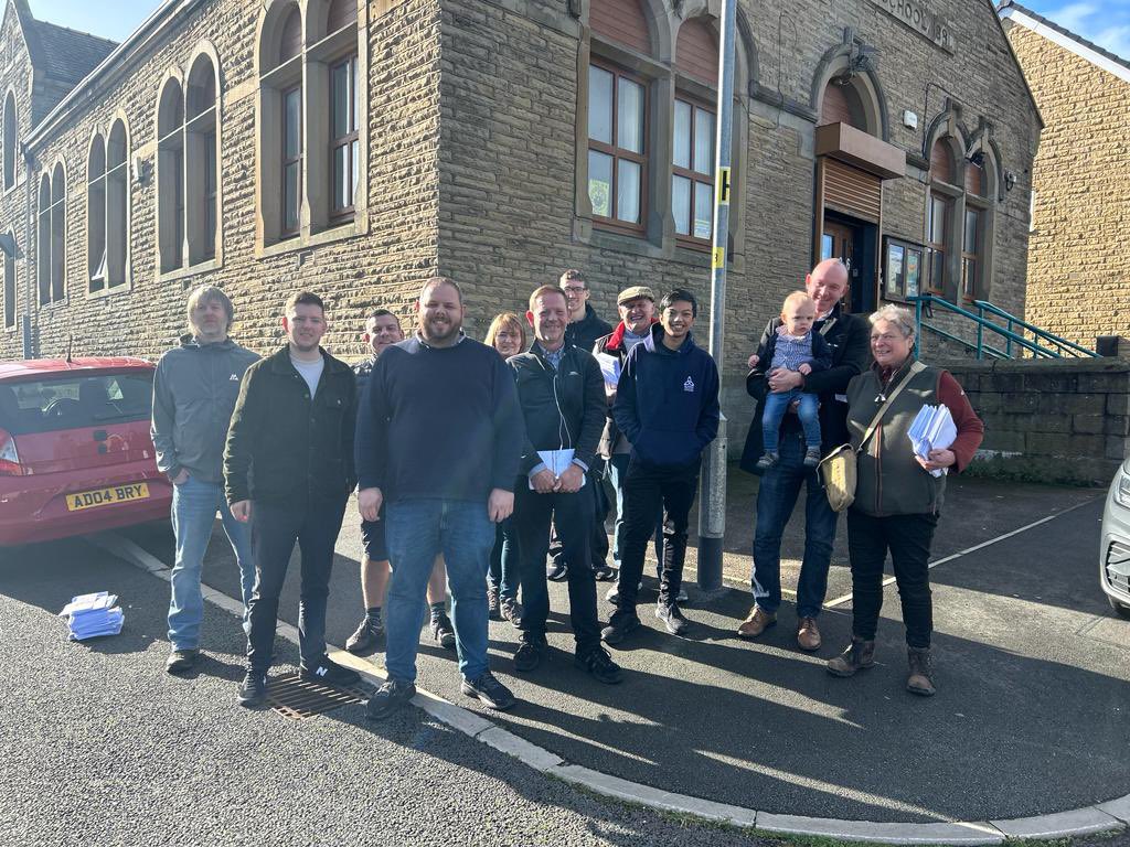 Burnley Wood it was this afternoon as we joined our MP <a href="/antony_hig/">Antony Higginbotham</a> in getting feedback and listening to the priorities of residents there. Thankfully we just missed the rain ☔️