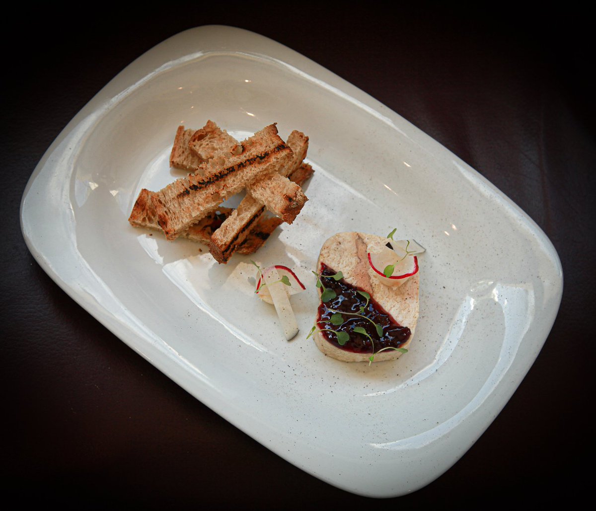 Les Hor D'oeuvres 

Traditional French Cuisine 🇫🇷 

View our full menu selection via the link in our bio!

#LeVacherin #Chiswick #London #FrenchCuisine #Brentford #TimeoutLondon #MichelinGuide #AAHospitality