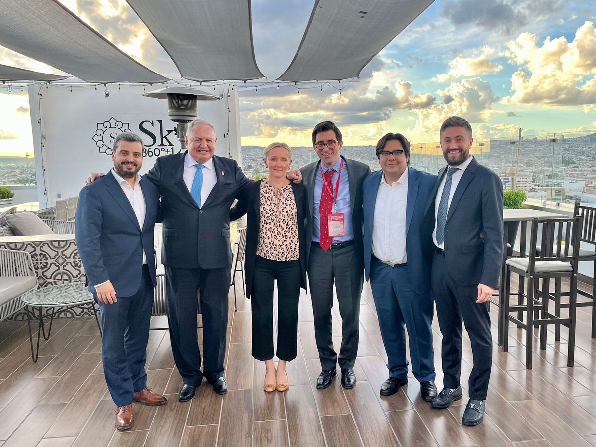 Eduardo A. Vega tweet media