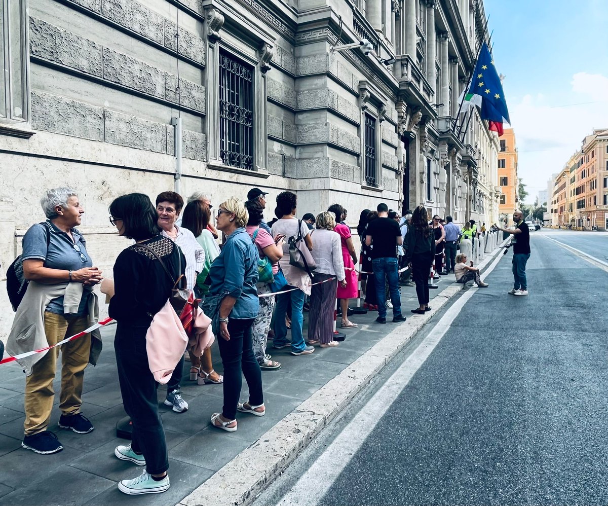 🙏 GRAZIE agli oltre 800 visitatori del <a href="/Fondoambiente/">FAI</a> che oggi sono venuti a scoprire la nostra sede a Roma e le collezioni d'arte del Gruppo CDP.

Ci vediamo anche domani per le #GiornateFAI!
Qui tutte le info utili per venire a trovarci ⤵️
bit.ly/CDP_GiornateFAI