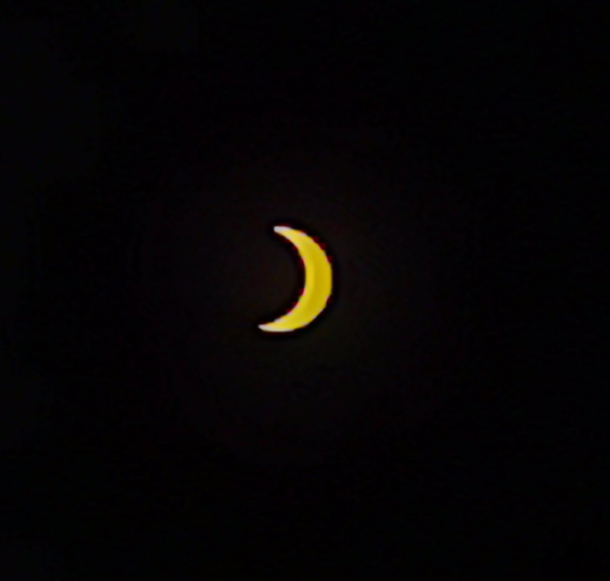 Mazinkaiser63's tweet photo. #CDMX #EclipseSolar https://t.co/4ZKbuI00S4