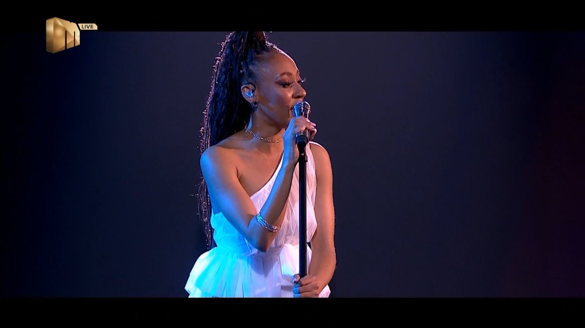 IdolsSA's tweet photo. Mpumalanga's rising star rose to the occasion for her rendition of 'Shayizandla' by Naima Kay. Worthy of applause 👏🏾

Need more of her on #IdolsSA? 

Run to vote: https://t.co/CcYddMQiaZ. https://t.co/rFiMRGk2Uy