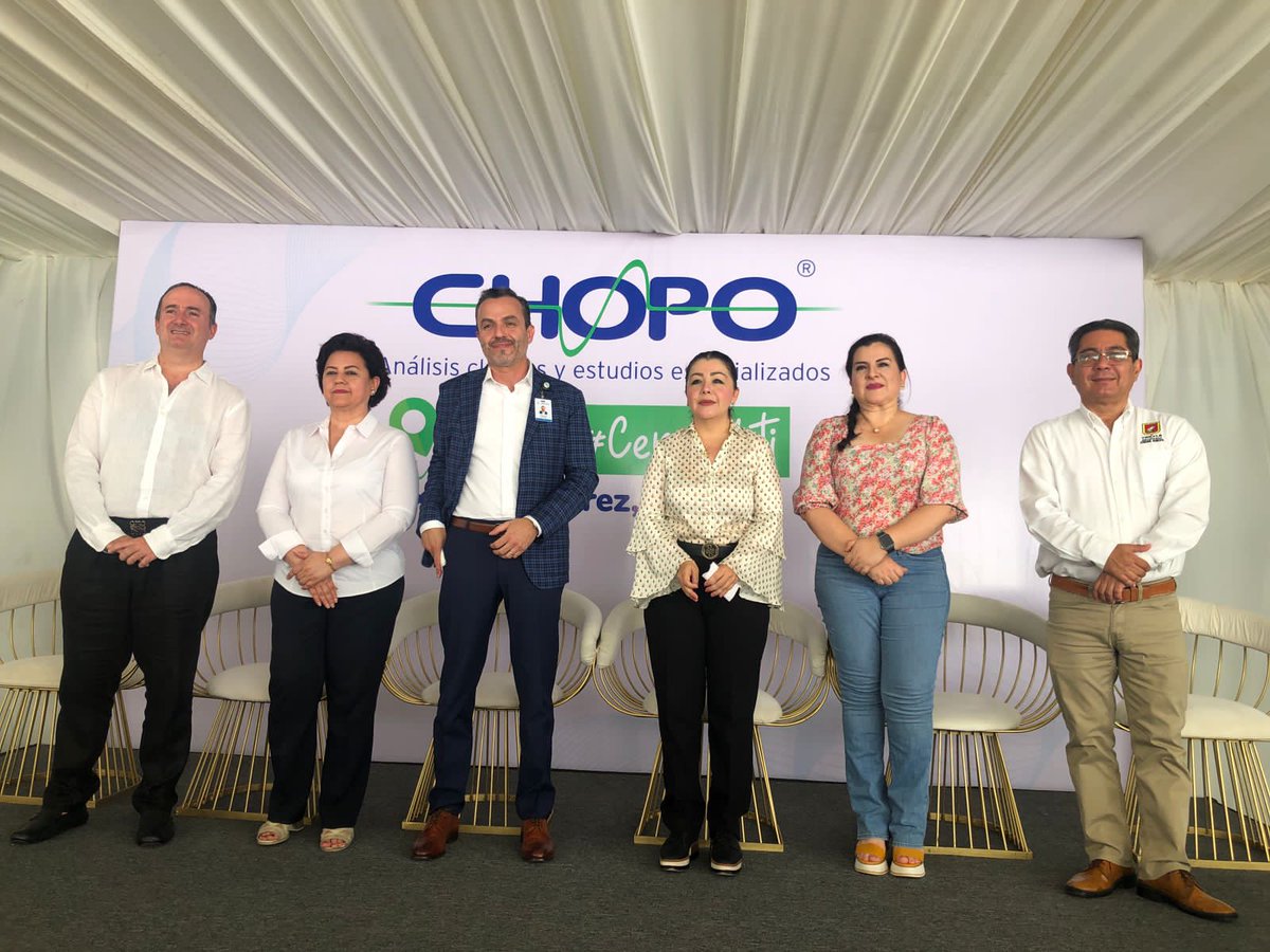 TuxtlaEconomia's tweet photo. Inauguración de laboratorios El Chopo, un equipamiento que fortalece al sector salud de Tuxtla Gutiérrez y de Chiapas.

Las inversiones se dan en los territorios que certeza y seguridad a los inversionistas y la capital da estos dos componentes https://t.co/1OihYXaaAo