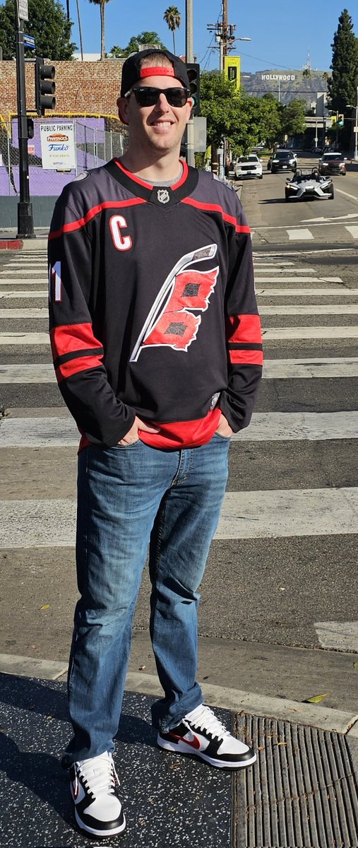 ThoughtsofMike's tweet photo. Ready for the @Canes tonight in LA! #canesafterdark #Hollywood #letsgocanes https://t.co/zBi15MUedV