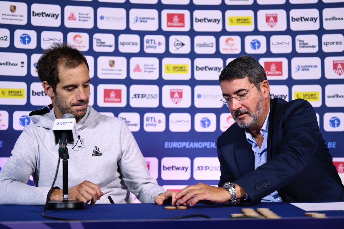 BNPPFEUOpen's tweet photo. Gasquet helping our tournament director and ATP pick the perfect draw 🤩

We’re ready 💪🏻

#EuropeanOpen #tennis #atptour #antwerp #maindraw https://t.co/TxPT2bOPao