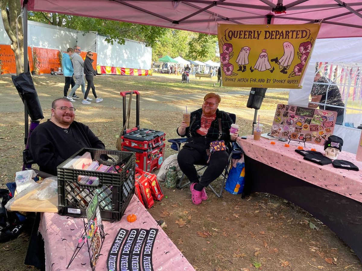 QD's over in Salem, MA for the Haunted Happenings Marketplace today and tomorrow! 👻So be sure to stop by. If you can't make it this weekend, then that's okay, we'll be there Oct. 28th &amp; 29th too! 🎃

#salem #hauntedhappenings #fallishere #halloween #supportsmallbiz #shopsmall