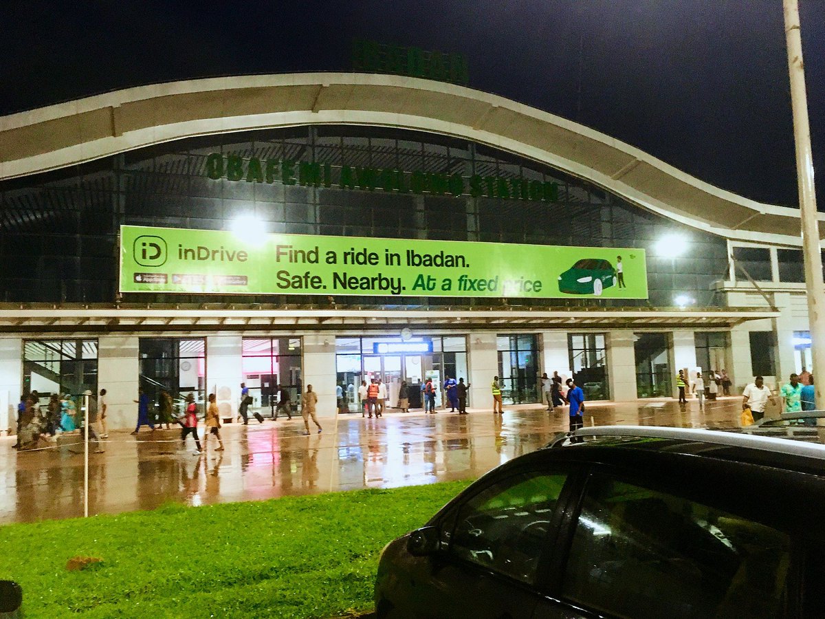 Endcorpsrailway's tweet photo. New Campaign Alert! inDrive wanted to make a statement in Ibadan and our larger-than-life Mega billboard at the Obafemi Awolowo station was perfect for this execution. We figure Ibadan heard them loud and clear. Don't you think so too?

#Fixedprice  #Endcorps #railwayadvertising https://t.co/ucHF3NCATB