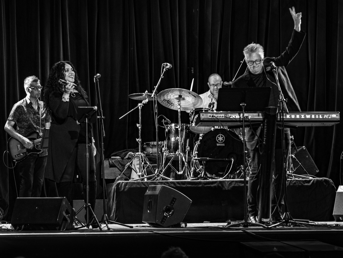 Last night’s Monkey House show at the Redwood Theatre in Toronto was a classic: packed house, international crowd, tight performance, nothing but fun! [photo: Bill King]