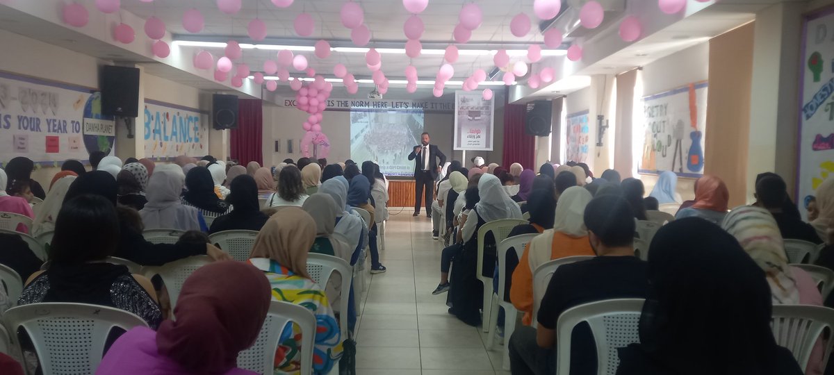 AmounaSamra's tweet photo. لقاء  تفاعلي مميز مع الأهل للتعرف على طرق التدريس و المناهج وسياسة التقييم 
(بتعاونكم نحقق مزيداً من التألق و التقدم)
شكراً لحضوركم ❤
@FThaalby
@makdawhaschool https://t.co/DozL6uCGHP