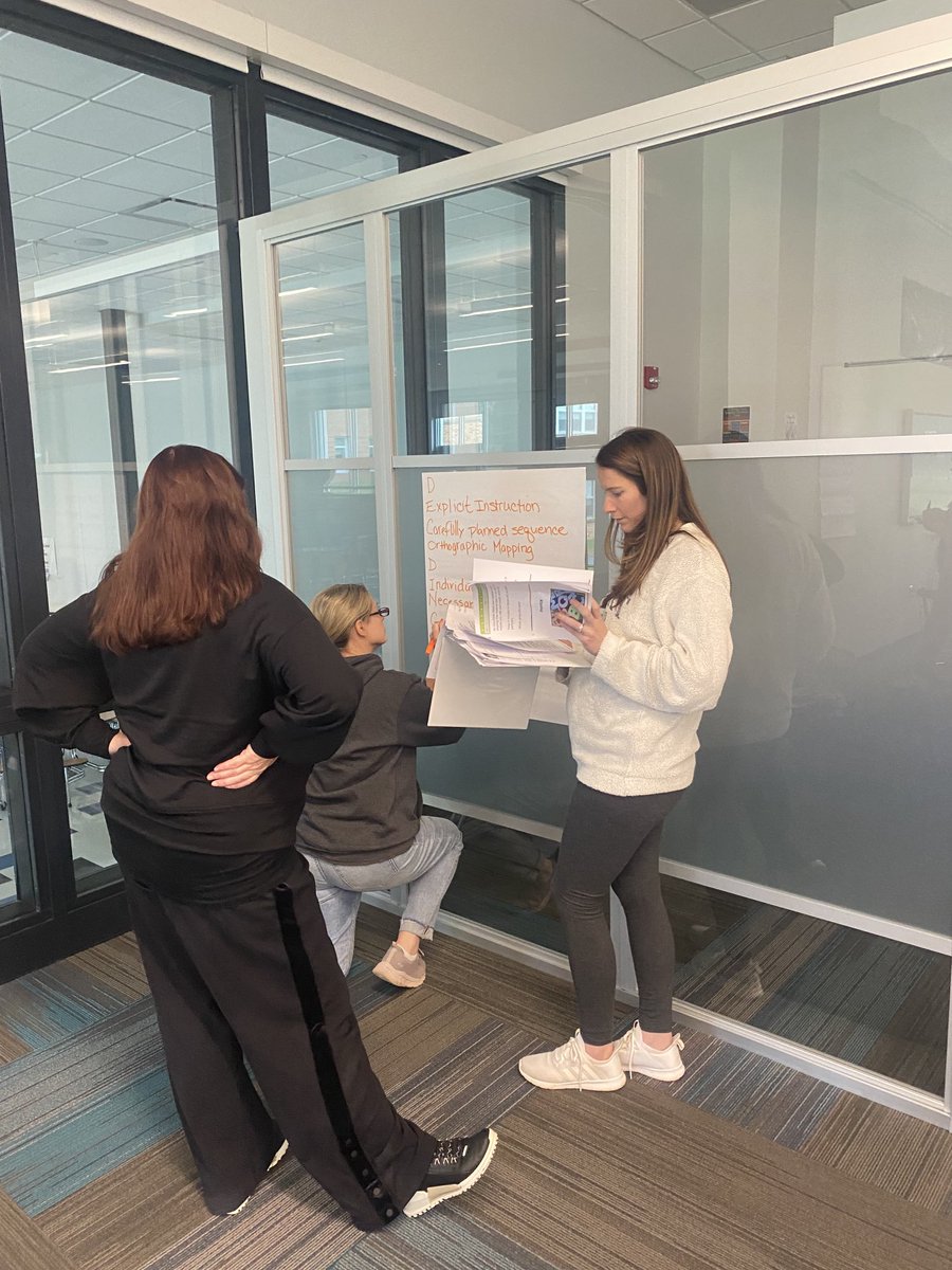 adelfarno's tweet photo. Working hard for our students this Saturday! Reading Reimagined Training- Science of Reading ⁦@KevinJ_McNamara⁩ ⁦⁦@Riftcol⁩ ⁦@JessicaJlgalla⁩ https://t.co/IFsezN2334
