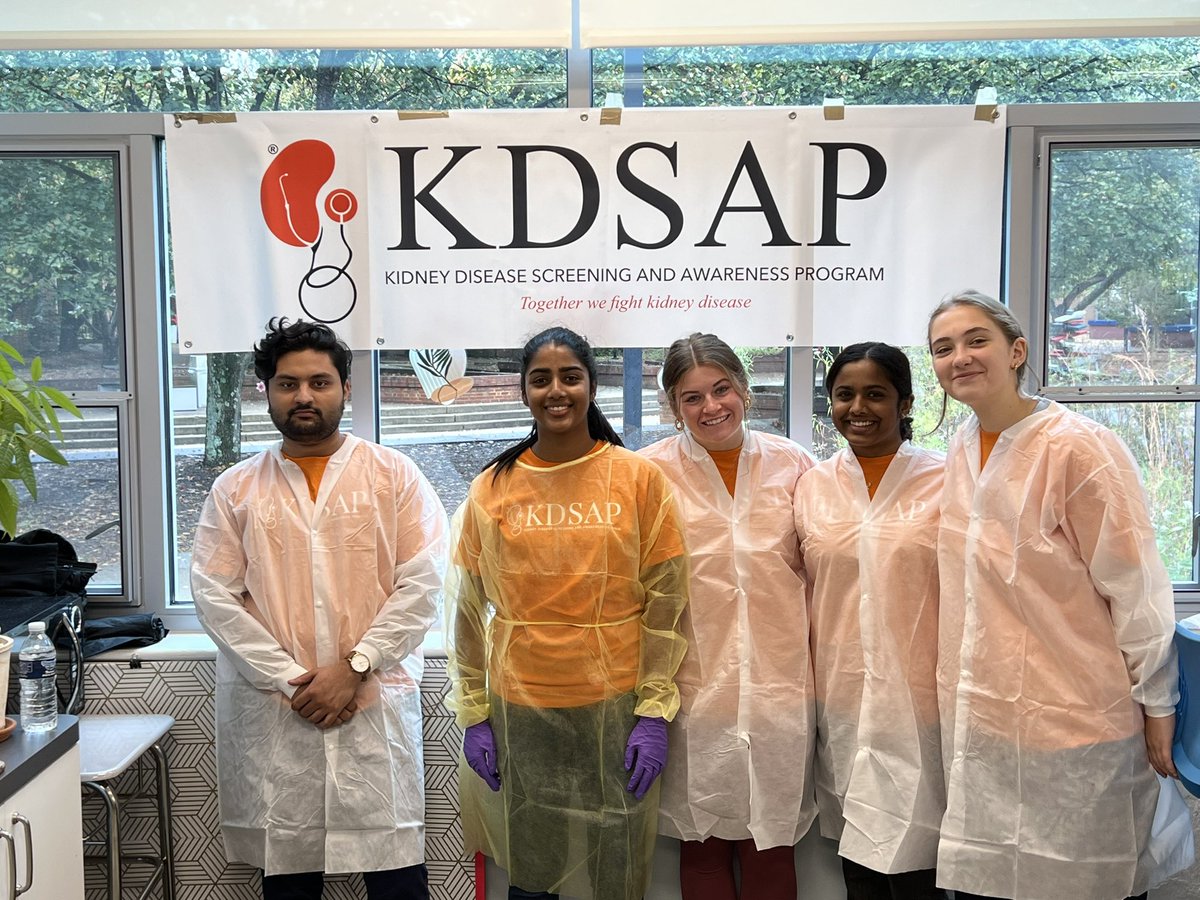 With terrific KDSAP @uva student volunteers screening for kidney disease at Albemarle HS @NephTushar @KDSAPatUVA @Virginia_KUH