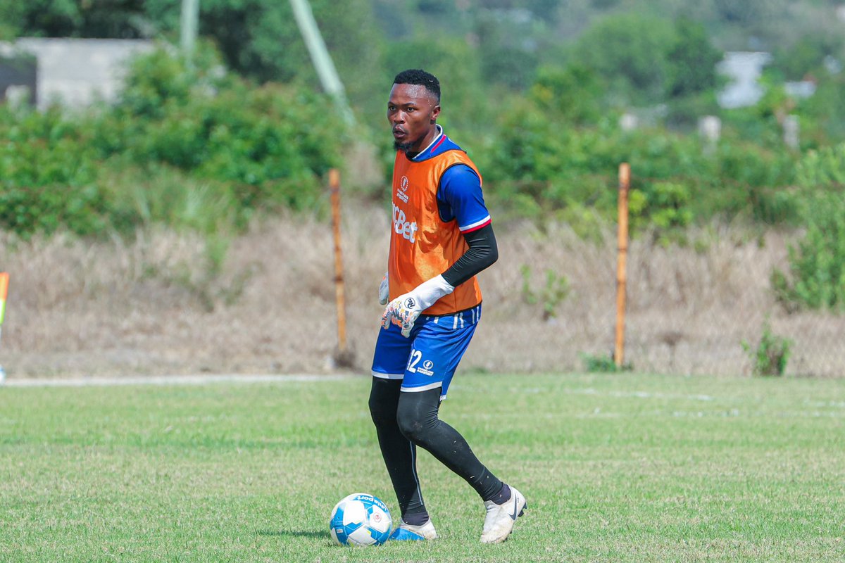 TanzaSports's tweet photo. Mchezo wa kwanza kwa Manula baada ya kupona jeraha.
Air Manula is back 🔥
#TanzaSports #SimbaSc #Manula #DarCity
Powered by @afripowertz https://t.co/MlTO7rh99x