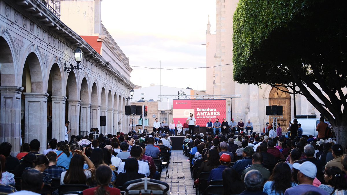 AntaresVazAla's tweet photo. ¡Moroleón, Guanajuato, nos recibió con los brazos abiertos y el corazón lleno de cariño!
Fue un honor visitar esta tierra llena de historia y cultura.
#AntaresVazquez #SomosElCambio #Guanajuato #Morena #TransformandoGto #MoroleonGto #GuanajuatoSeTransforma https://t.co/wdUjFY2vXU